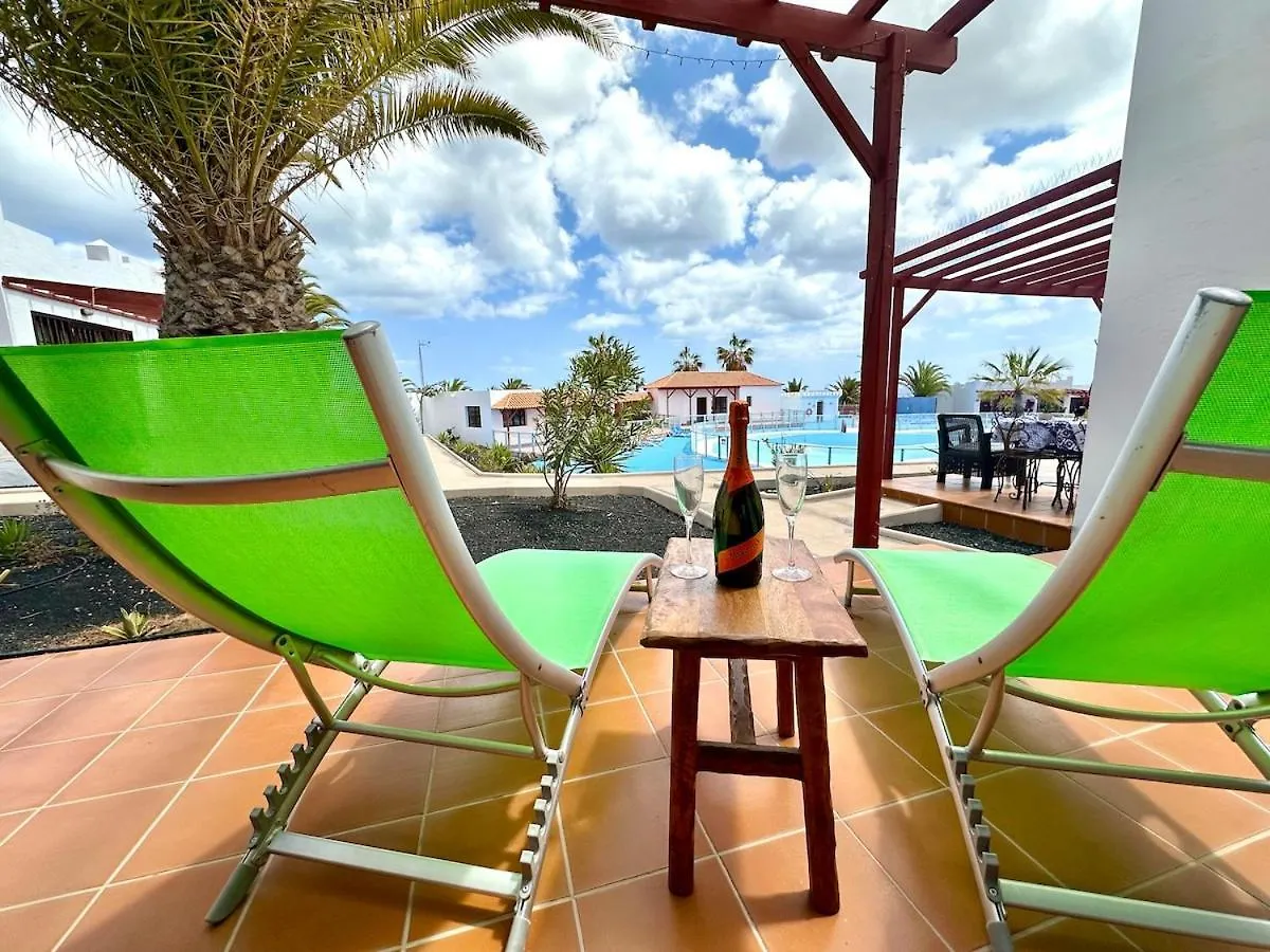 Encantador Bungalow Con Vistas A La Piscina Caleta De Fuste